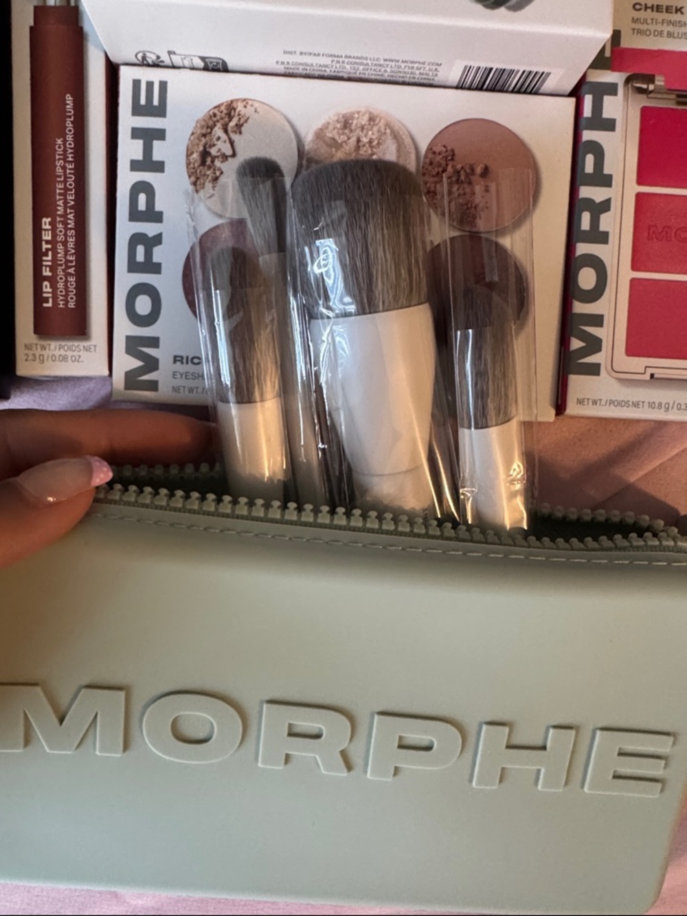 Morphe makeup random - Picture 4 of 6
